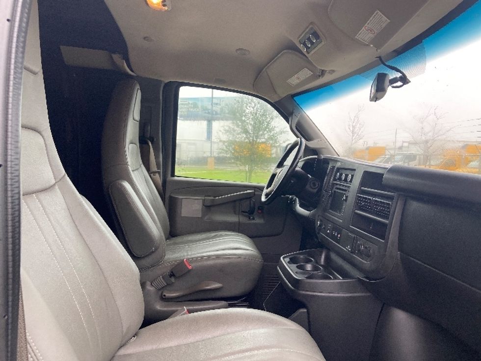 Cargo Van (Panel Van)-Light and Medium Duty Trucks-GMC-2018-Savana G23405-San Antonio-TX-52,340\n\t\tmiles-$ 24,250 - Image 20