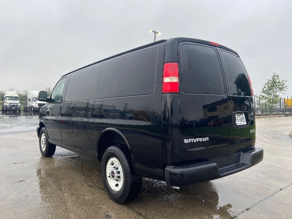 Cargo Van (Panel Van)-Light and Medium Duty Trucks-GMC-2018-Savana G23405-San Antonio-TX-52,340\n\t\tmiles-$ 24,250 - Image 6