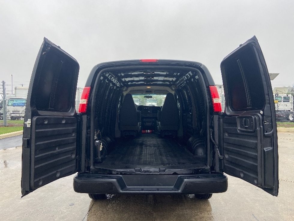 Cargo Van (Panel Van)-Light and Medium Duty Trucks-GMC-2018-Savana G23405-San Antonio-TX-52,340\n\t\tmiles-$ 24,250 - Image 8