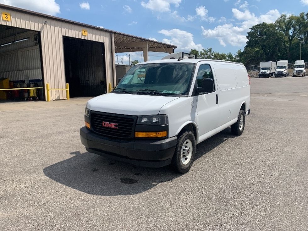 Cargo Van (Panel Van)-Light and Medium Duty Trucks-GMC-2019-Savana G23405-Nashville (Mount Juliet)-TN-154,103\n\t\tmiles-$ 18,500 - Image 3