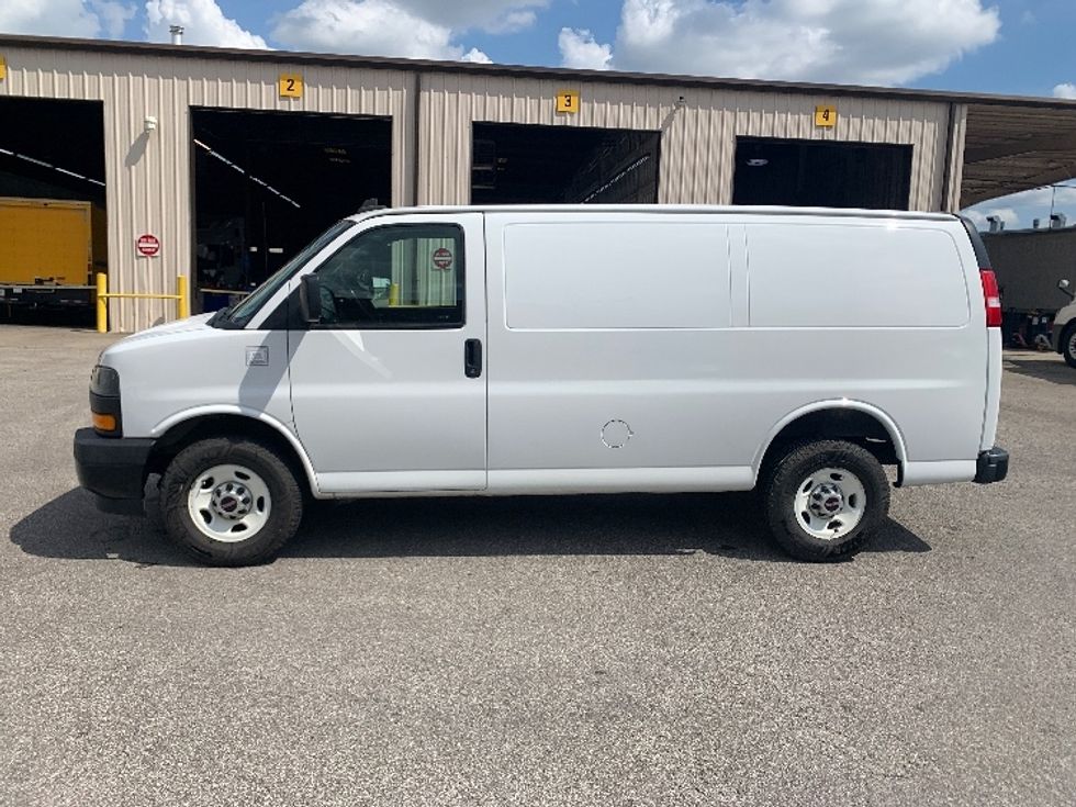 Cargo Van (Panel Van)-Light and Medium Duty Trucks-GMC-2019-Savana G23405-Nashville (Mount Juliet)-TN-154,103\n\t\tmiles-$ 18,500 - Image 4