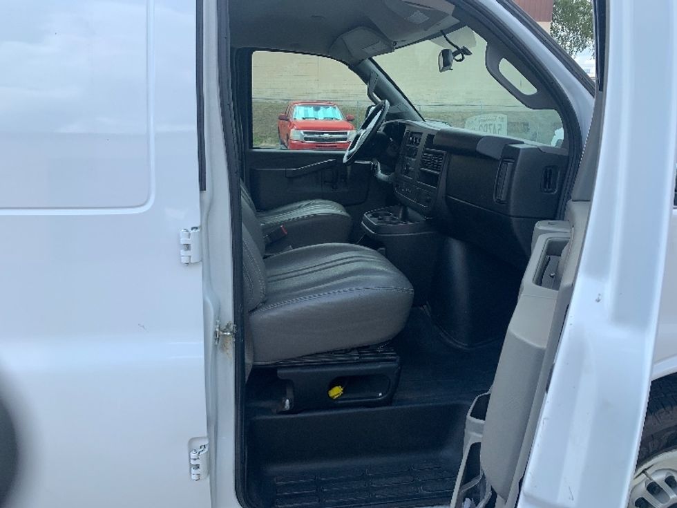 Cargo Van (Panel Van)-Light and Medium Duty Trucks-GMC-2019-Savana G23405-Nashville (Mount Juliet)-TN-154,103\n\t\tmiles-$ 18,500 - Image 21
