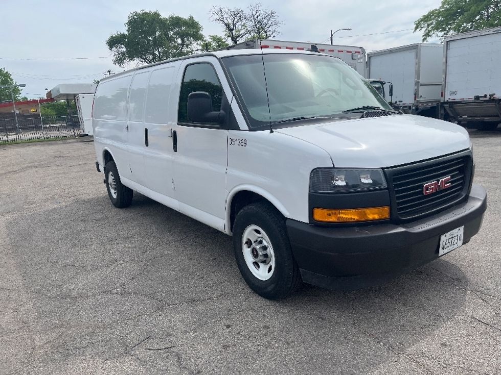 Cargo Van (Panel Van)-Light and Medium Duty Trucks-GMC-2019-Savana G23705-Chicago (Melrose Park)-IL-81,220\n\t\tmiles-$ 28,000 - Image 1