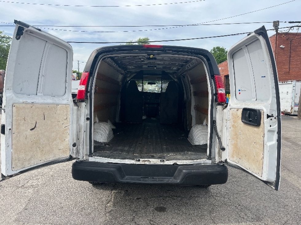 Cargo Van (Panel Van)-Light and Medium Duty Trucks-GMC-2019-Savana G23705-Chicago (Melrose Park)-IL-81,220\n\t\tmiles-$ 28,000 - Image 8