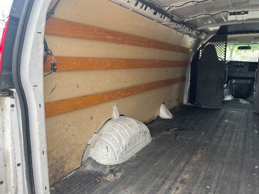 Cargo Van (Panel Van)-Light and Medium Duty Trucks-GMC-2019-Savana G23705-Chicago (Melrose Park)-IL-81,220\n\t\tmiles-$ 28,000 - Image 11