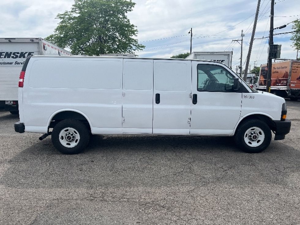 Cargo Van (Panel Van)-Light and Medium Duty Trucks-GMC-2019-Savana G23705-Chicago (Melrose Park)-IL-81,220\n\t\tmiles-$ 28,000 - Image 15