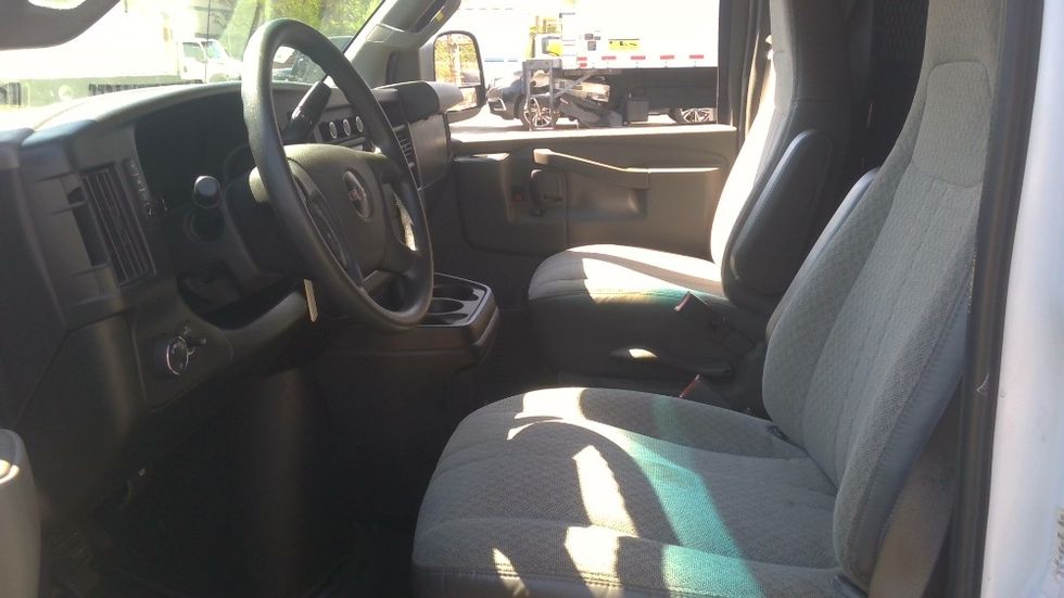 Cargo Van (Panel Van)-Light and Medium Duty Trucks-GMC-2019-Savana G23705-La Porte-IN-71,788\n\t\tmiles-$ 27,750 - Image 19