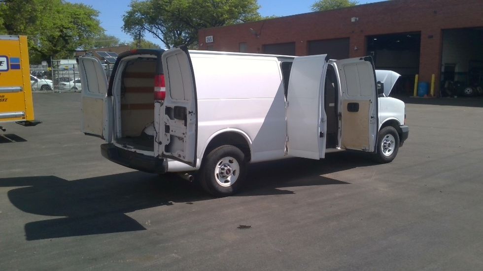 Cargo Van (Panel Van)-Light and Medium Duty Trucks-GMC-2019-Savana G23705-La Porte-IN-71,788\n\t\tmiles-$ 27,750 - Image 25