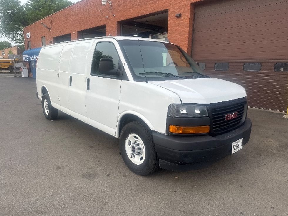 Cargo Van (Panel Van)-Light and Medium Duty Trucks-GMC-2019-Savana G23705-La Porte-IN-88,818\n\t\tmiles-$ 26,750 - Image 1