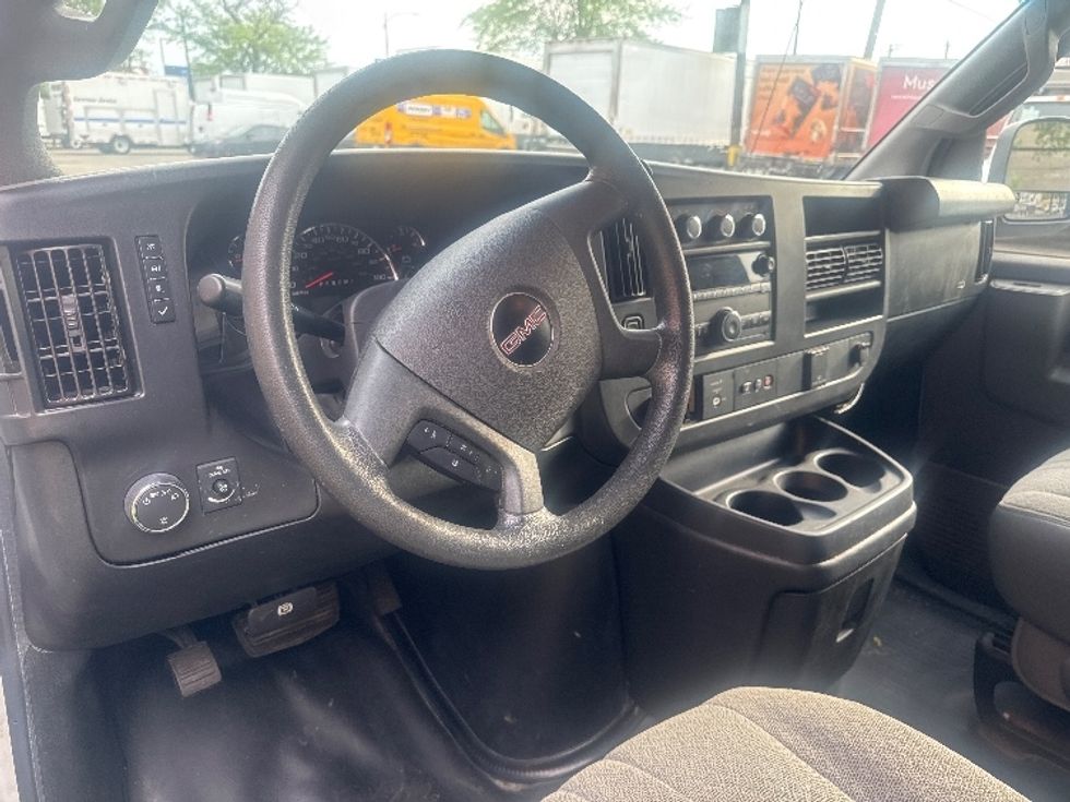 Cargo Van (Panel Van)-Light and Medium Duty Trucks-GMC-2019-Savana G23705-La Porte-IN-88,818\n\t\tmiles-$ 26,750 - Image 17