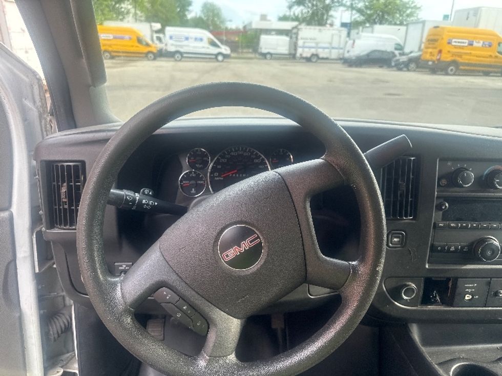Cargo Van (Panel Van)-Light and Medium Duty Trucks-GMC-2019-Savana G23705-La Porte-IN-88,818\n\t\tmiles-$ 26,750 - Image 18