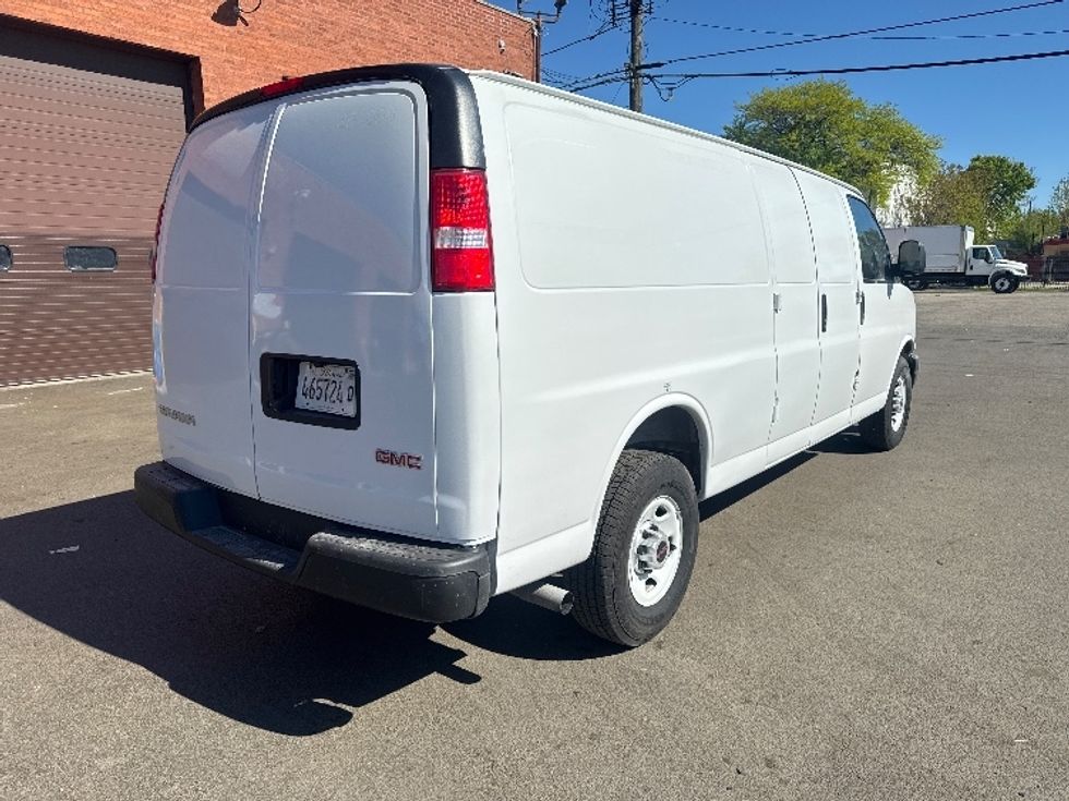 Cargo Van (Panel Van)-Light and Medium Duty Trucks-GMC-2019-Savana G23705-La Porte-IN-97,417\n\t\tmiles-$ 26,250 - Image 13
