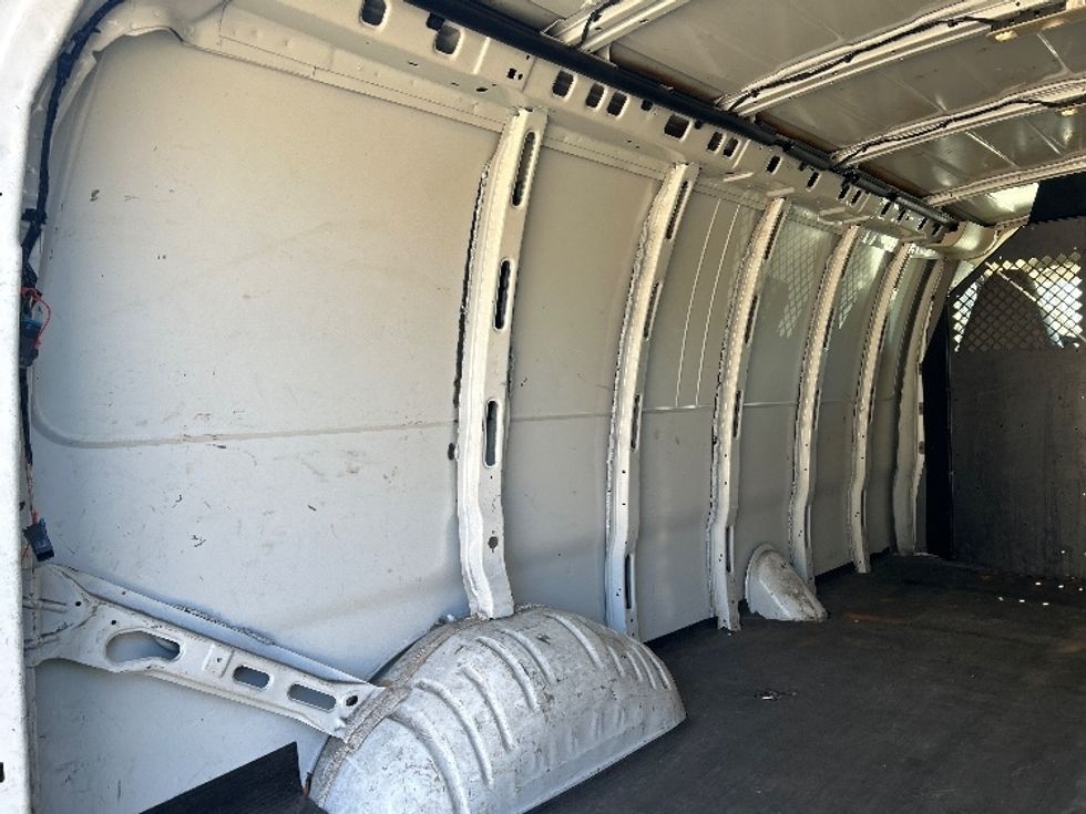 Cargo Van (Panel Van)-Light and Medium Duty Trucks-GMC-2019-Savana G23705-Prince George-VA-91,513\n\t\tmiles-$ 25,000 - Image 11