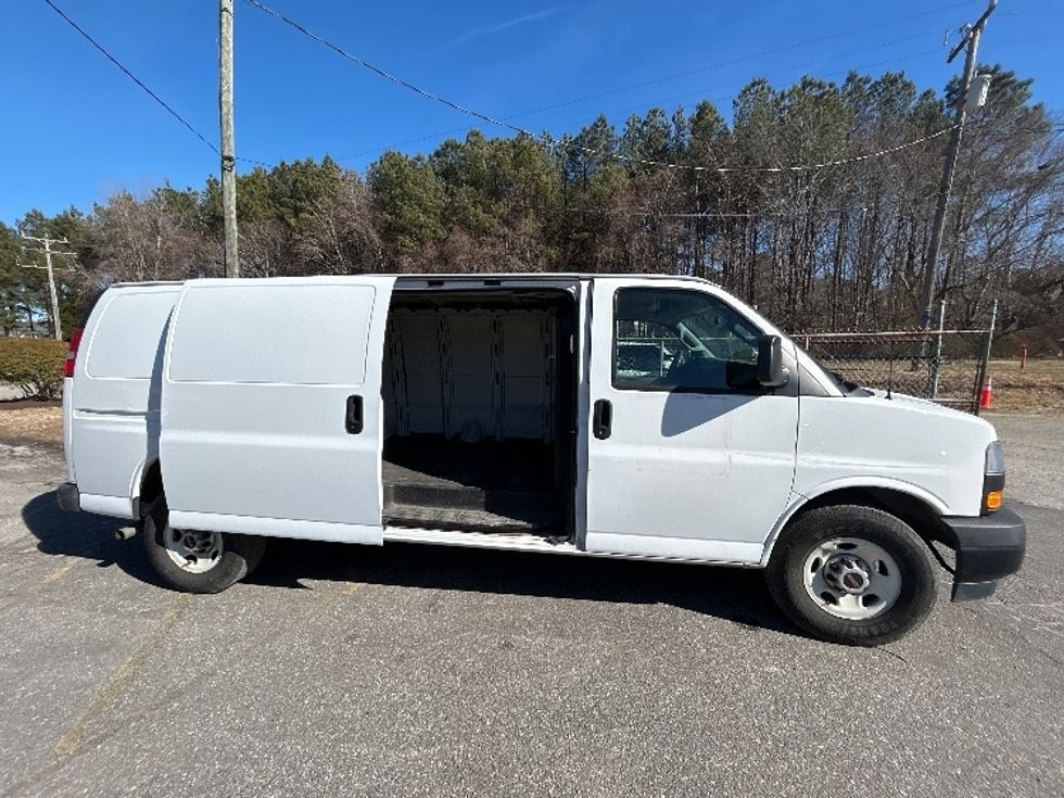 Cargo Van (Panel Van)-Light and Medium Duty Trucks-GMC-2019-Savana G23705-Prince George-VA-91,513\n\t\tmiles-$ 25,000 - Image 26