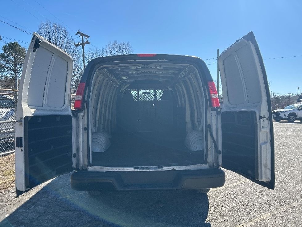 Cargo Van (Panel Van)-Light and Medium Duty Trucks-GMC-2019-Savana G23705-Prince George-VA-91,513\n\t\tmiles-$ 25,000 - Image 8