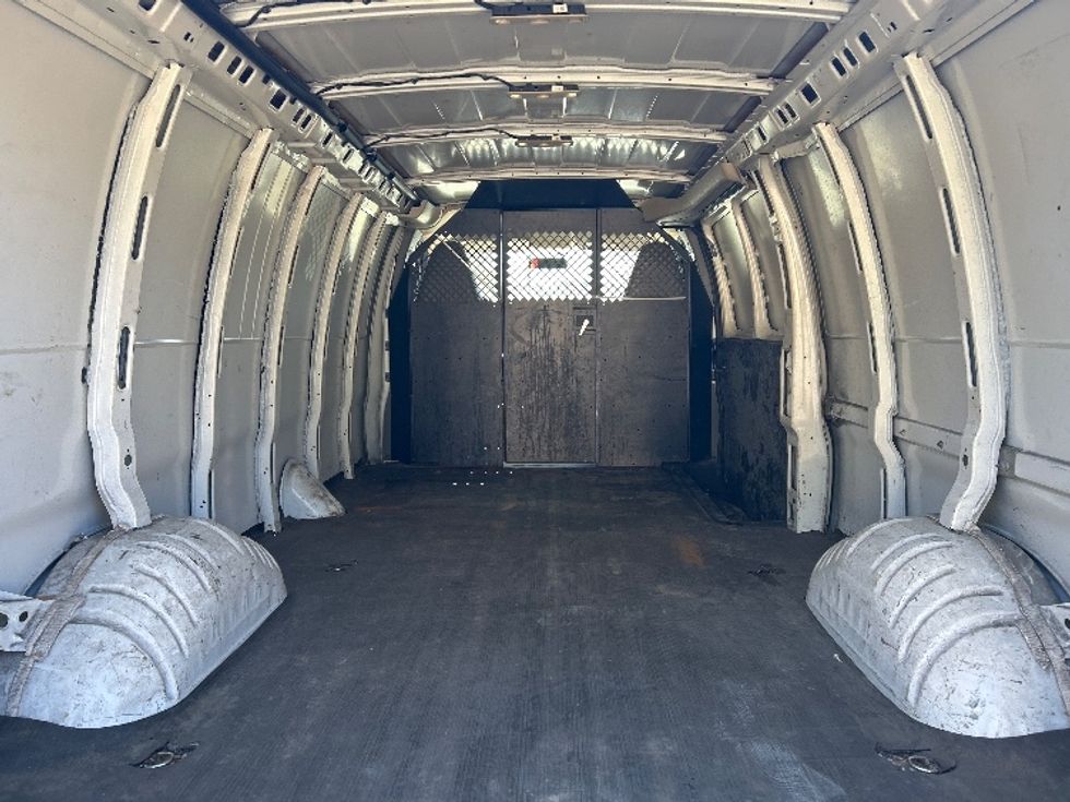 Cargo Van (Panel Van)-Light and Medium Duty Trucks-GMC-2019-Savana G23705-Prince George-VA-91,513\n\t\tmiles-$ 25,000 - Image 9