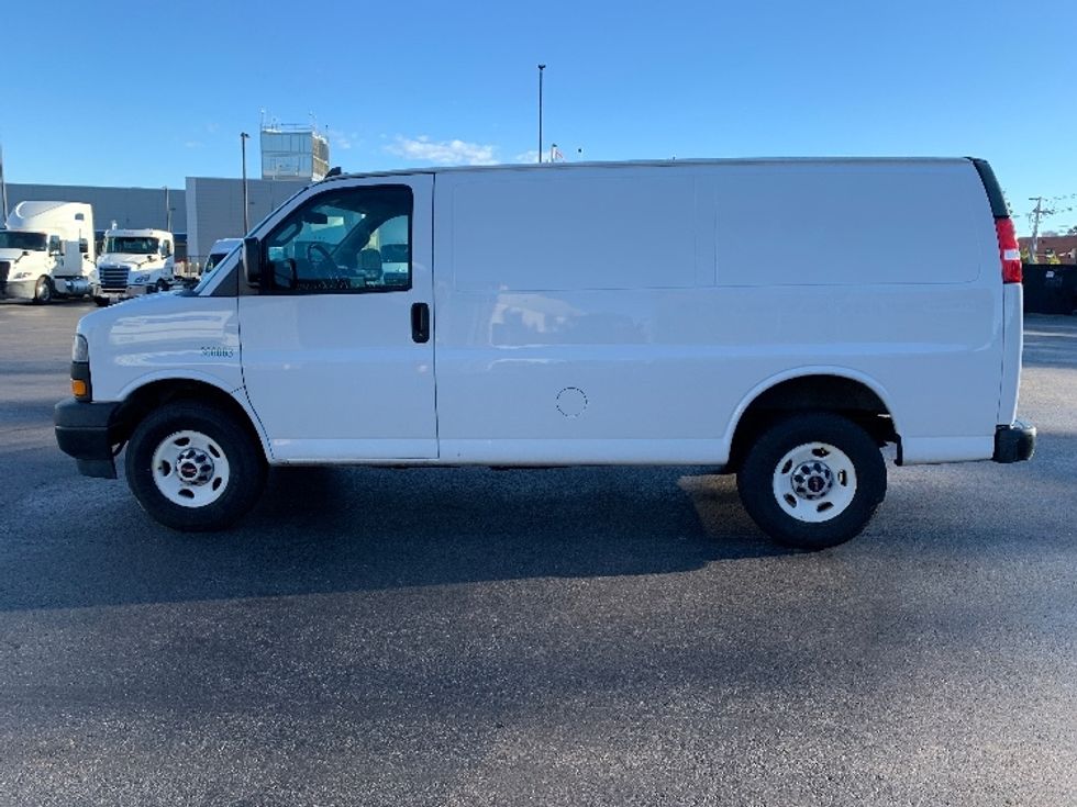2020 GMC Savana G23405 Cargo Van (Panel Van)