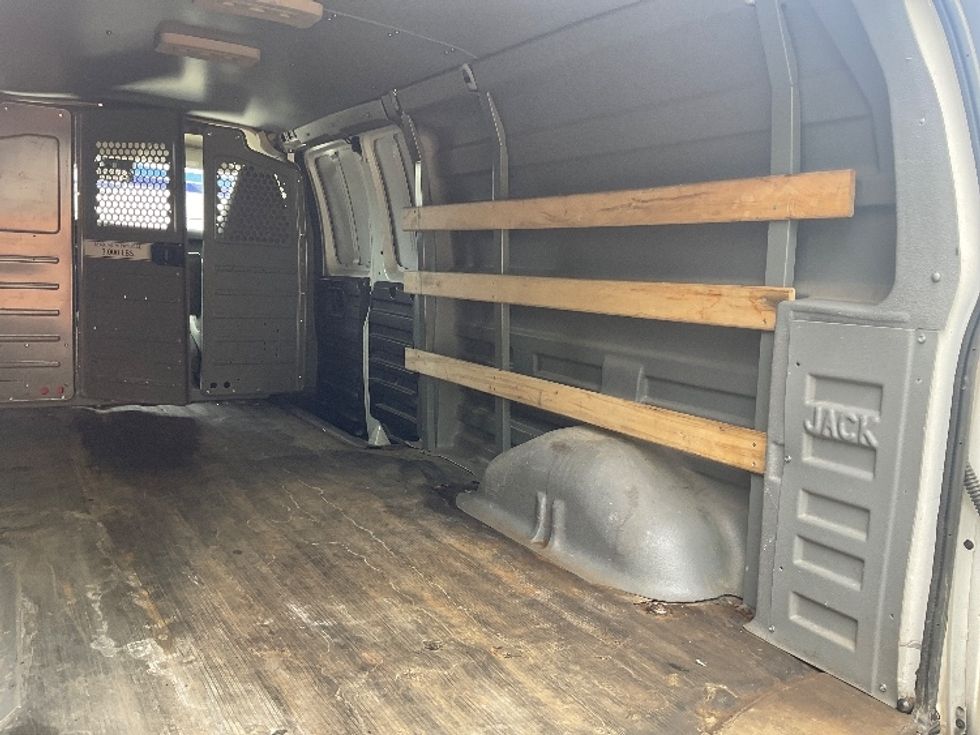 Cargo Van (Panel Van)-Light and Medium Duty Trucks-GMC-2020-Savana G23705-Capitol Heights-MD-127,461\n\t\tmiles-$ 23,750 - Image 12