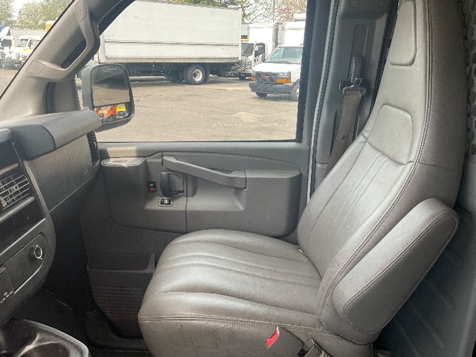 Cargo Van (Panel Van)-Light and Medium Duty Trucks-GMC-2020-Savana G23705-Capitol Heights-MD-127,461\n\t\tmiles-$ 23,750 - Image 19