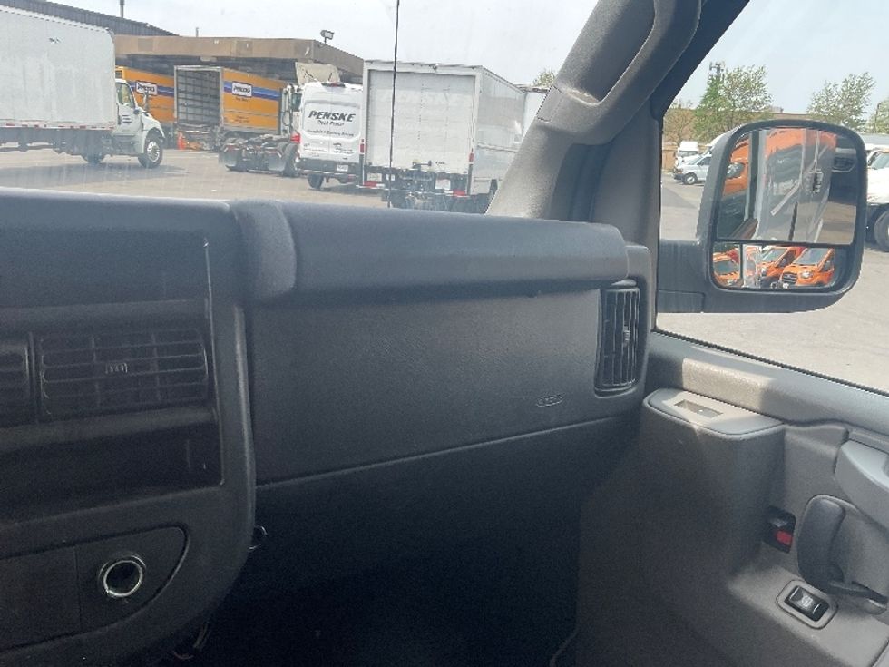 Cargo Van (Panel Van)-Light and Medium Duty Trucks-GMC-2020-Savana G23705-Capitol Heights-MD-127,461\n\t\tmiles-$ 23,750 - Image 21