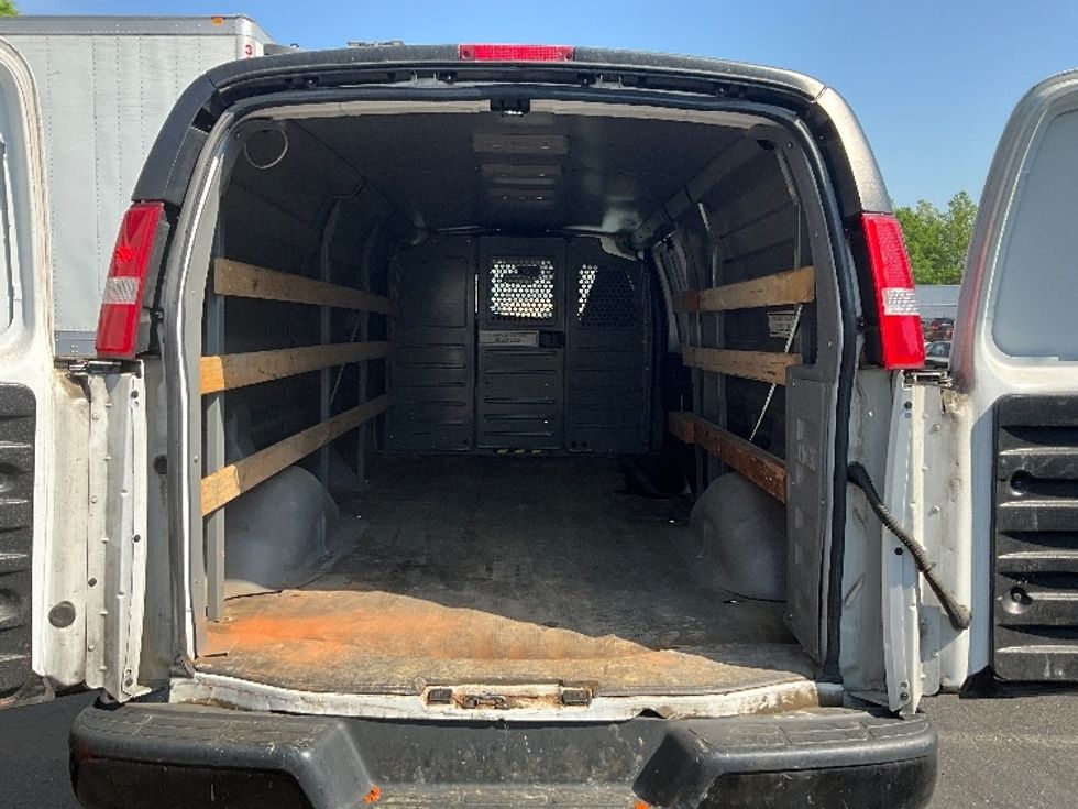 Cargo Van (Panel Van)-Light and Medium Duty Trucks-GMC-2020-Savana G23705-Capitol Heights-MD-97,324\n\t\tmiles-$ 27,000 - Image 8