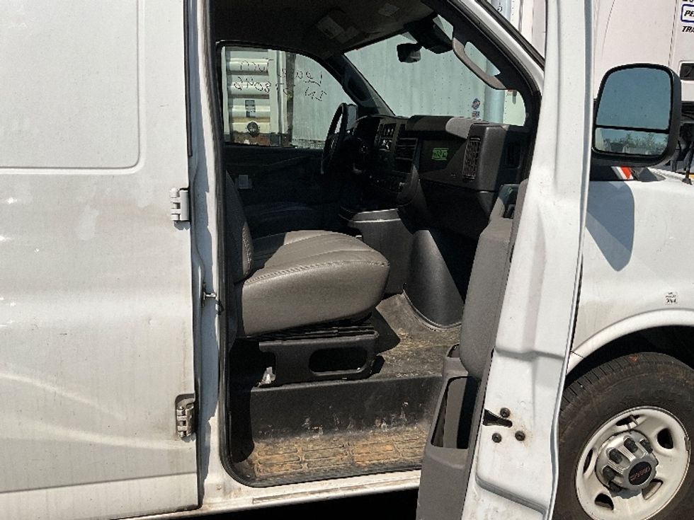 Cargo Van (Panel Van)-Light and Medium Duty Trucks-GMC-2020-Savana G23705-Capitol Heights-MD-97,324\n\t\tmiles-$ 27,000 - Image 18