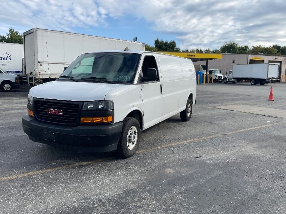 Cargo Van (Panel Van)-Light and Medium Duty Trucks-GMC-2020-Savana G23705-Chicopee-MA-110,077\n\t\tmiles-$ 23,250 - Image 3