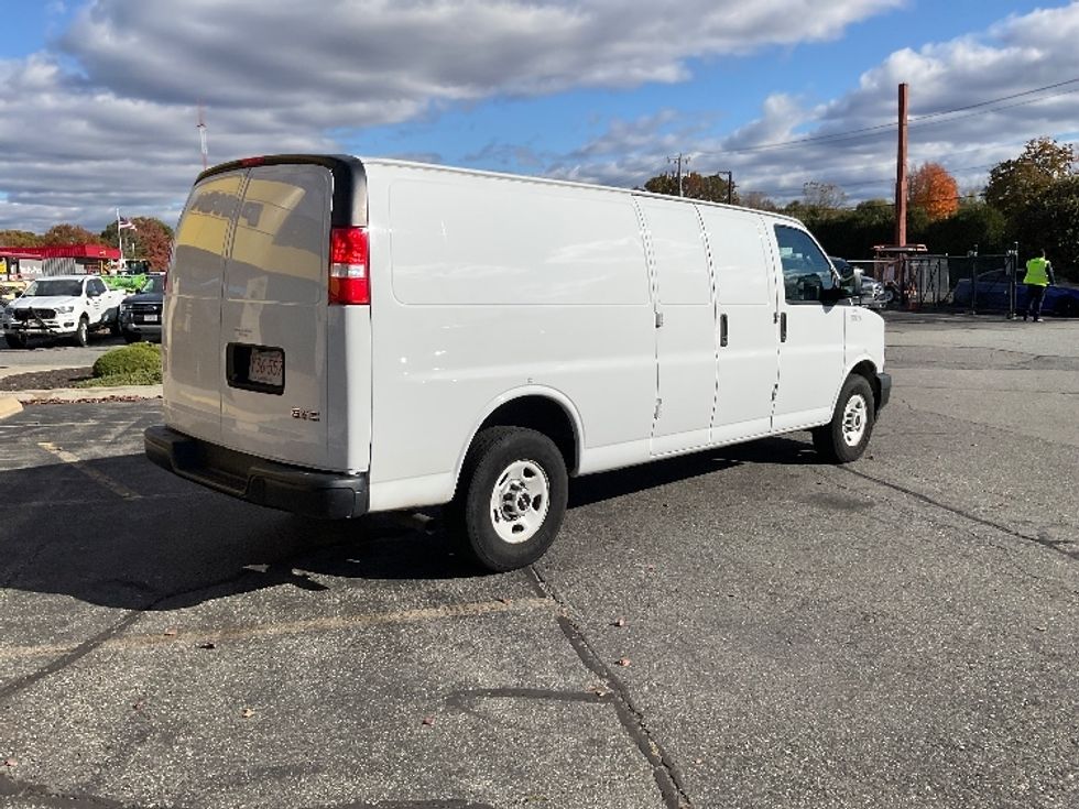 Cargo Van (Panel Van)-Light and Medium Duty Trucks-GMC-2020-Savana G23705-Chicopee-MA-118,389\n\t\tmiles-$ 23,500 - Image 12