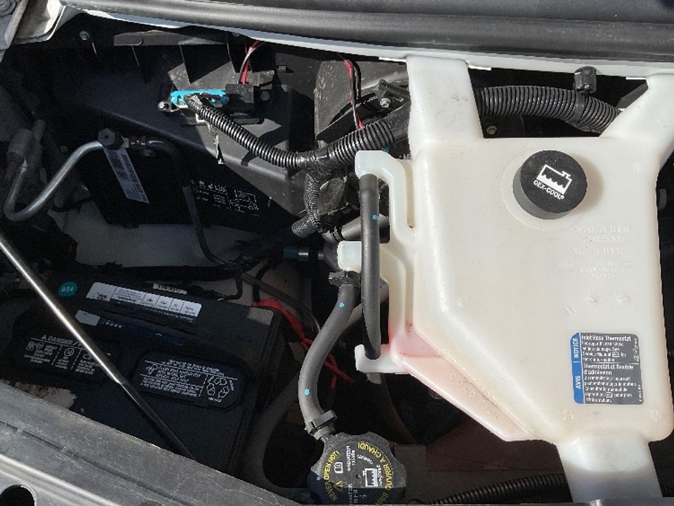 Cargo Van (Panel Van)-Light and Medium Duty Trucks-GMC-2020-Savana G23705-Chicopee-MA-118,389\n\t\tmiles-$ 23,500 - Image 22