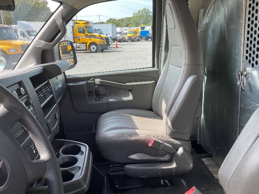 Cargo Van (Panel Van)-Light and Medium Duty Trucks-GMC-2020-Savana G23705-Chicopee-MA-99,792\n\t\tmiles-$ 24,000 - Image 19