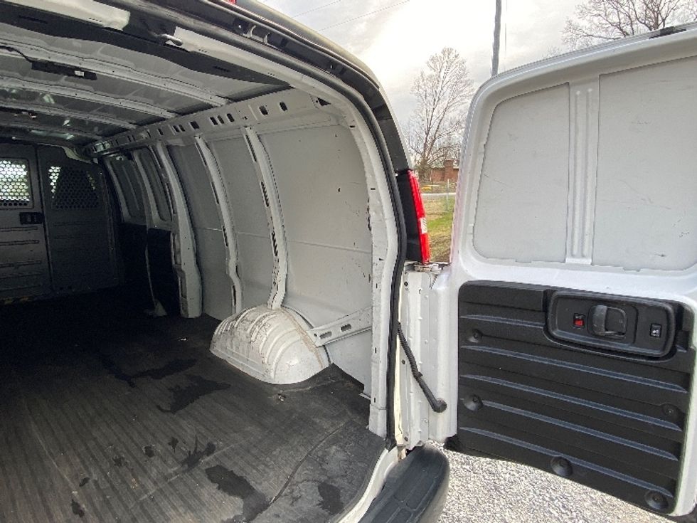 Cargo Van (Panel Van)-Light and Medium Duty Trucks-GMC-2020-Savana G23705-Cleveland-TN-79,565\n\t\tmiles-$ 28,250 - Image 9