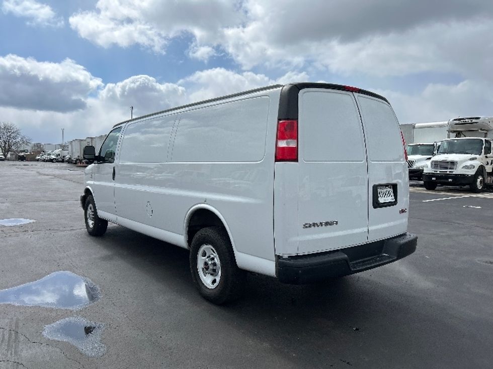 Cargo Van (Panel Van)-Light and Medium Duty Trucks-GMC-2020-Savana G23705-Indianapolis-IN-151,165\n\t\tmiles-$ 20,250 - Image 5