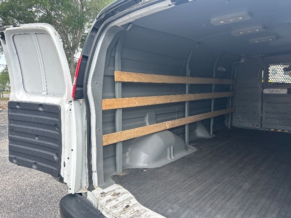Cargo Van (Panel Van)-Light and Medium Duty Trucks-GMC-2020-Savana G23705-Jacksonville-FL-70,361\n\t\tmiles-$ 29,250 - Image 11