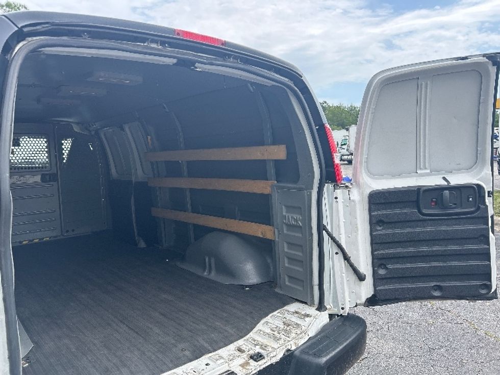 Cargo Van (Panel Van)-Light and Medium Duty Trucks-GMC-2020-Savana G23705-Jacksonville-FL-70,361\n\t\tmiles-$ 29,250 - Image 12