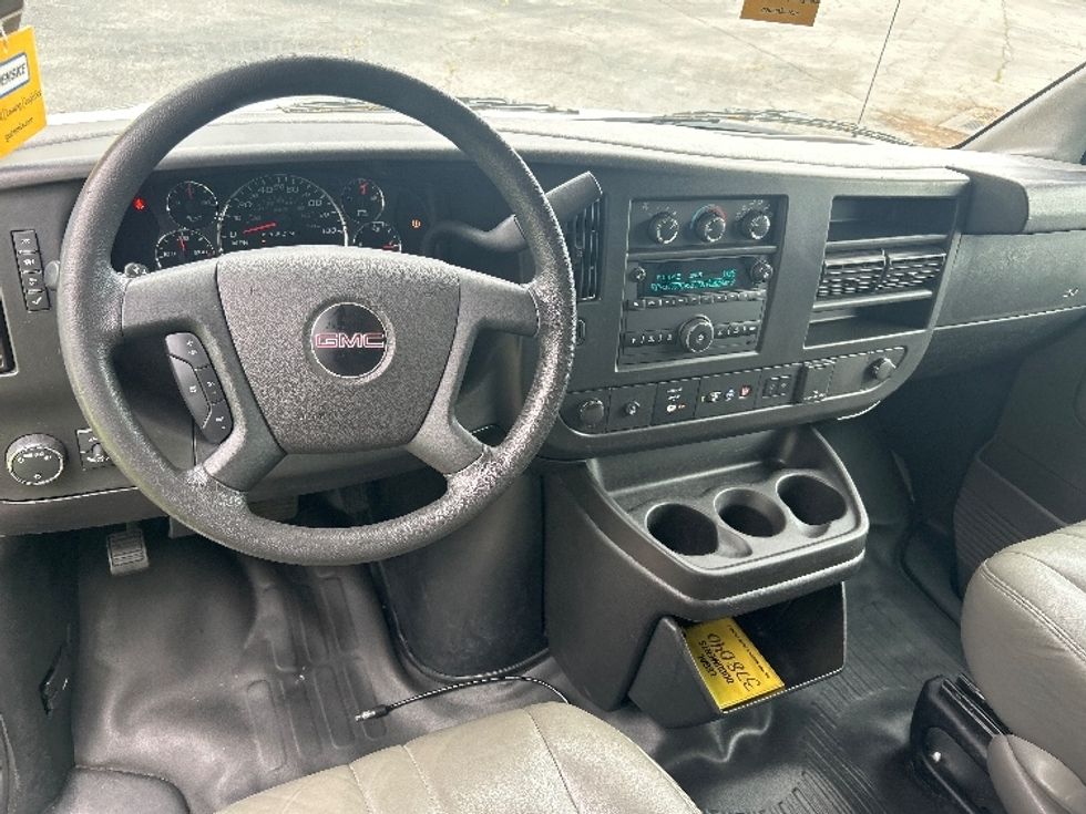 Cargo Van (Panel Van)-Light and Medium Duty Trucks-GMC-2020-Savana G23705-Jacksonville-FL-70,361\n\t\tmiles-$ 29,250 - Image 18