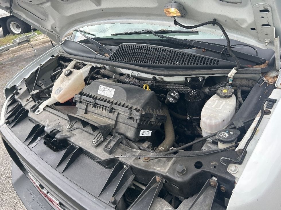 Cargo Van (Panel Van)-Light and Medium Duty Trucks-GMC-2020-Savana G23705-Jacksonville-FL-70,361\n\t\tmiles-$ 29,250 - Image 24