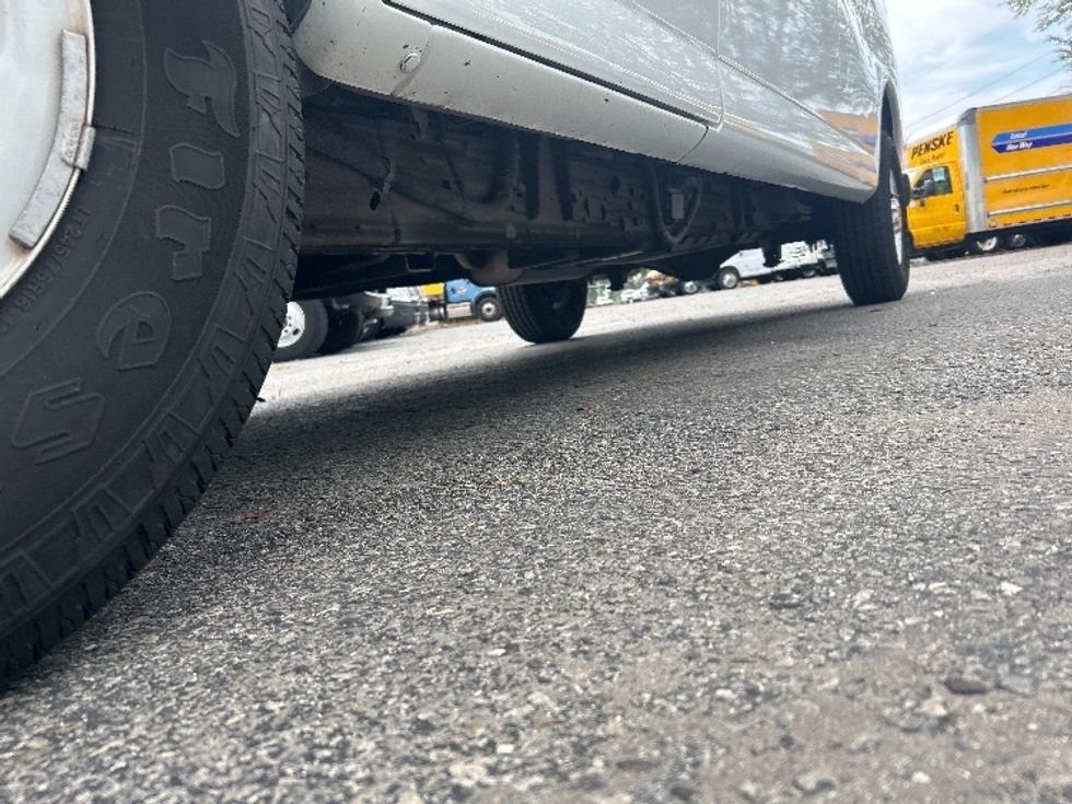 Cargo Van (Panel Van)-Light and Medium Duty Trucks-GMC-2020-Savana G23705-Jacksonville-FL-70,361\n\t\tmiles-$ 29,250 - Image 5