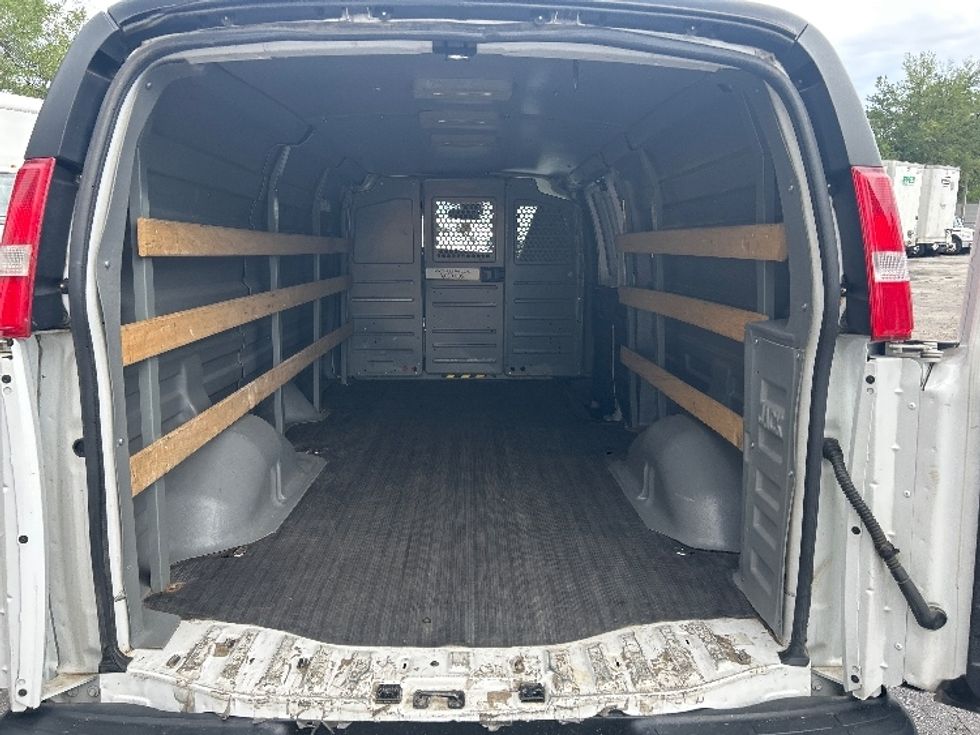 Cargo Van (Panel Van)-Light and Medium Duty Trucks-GMC-2020-Savana G23705-Jacksonville-FL-70,361\n\t\tmiles-$ 29,250 - Image 9