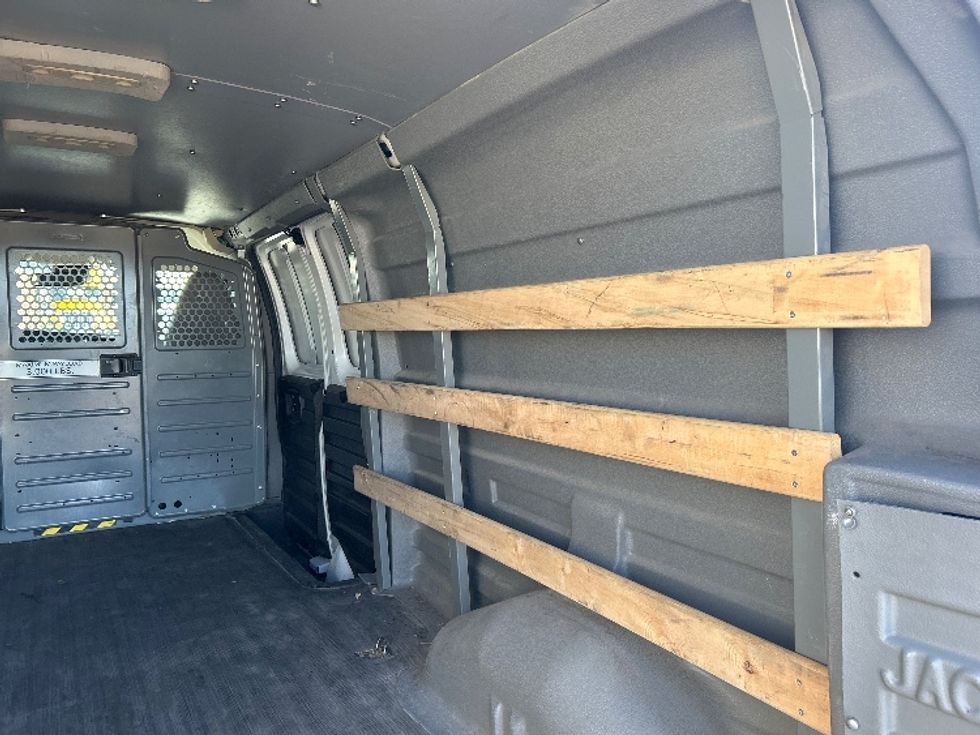 Cargo Van (Panel Van)-Light and Medium Duty Trucks-GMC-2020-Savana G23705-Kansas City-MO-64,399\n\t\tmiles-$ 28,250 - Image 11