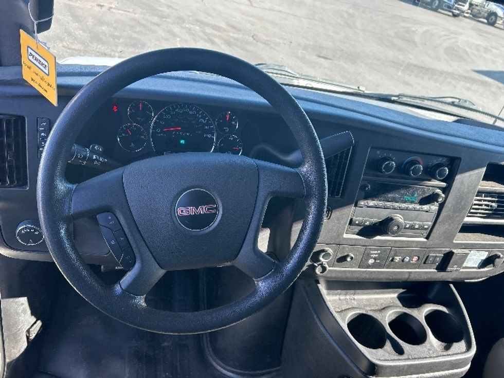 Cargo Van (Panel Van)-Light and Medium Duty Trucks-GMC-2020-Savana G23705-Kansas City-MO-64,399\n\t\tmiles-$ 28,250 - Image 16