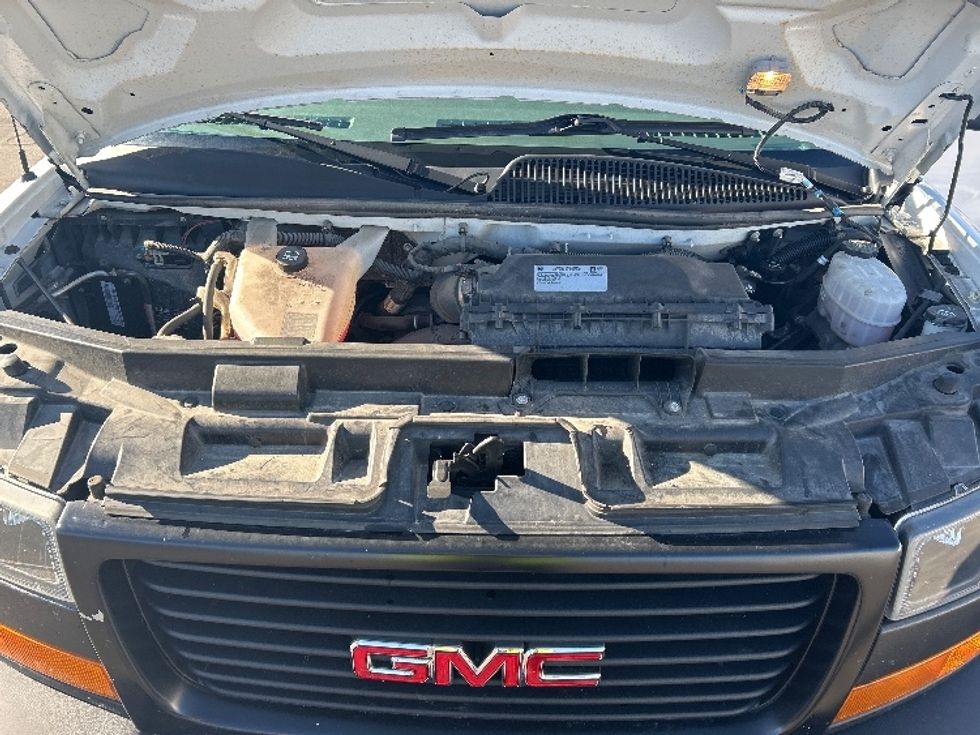 Cargo Van (Panel Van)-Light and Medium Duty Trucks-GMC-2020-Savana G23705-Kansas City-MO-64,399\n\t\tmiles-$ 28,250 - Image 22