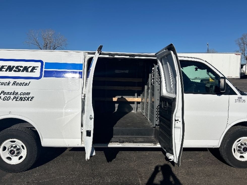 Cargo Van (Panel Van)-Light and Medium Duty Trucks-GMC-2020-Savana G23705-Kansas City-MO-64,399\n\t\tmiles-$ 28,250 - Image 23