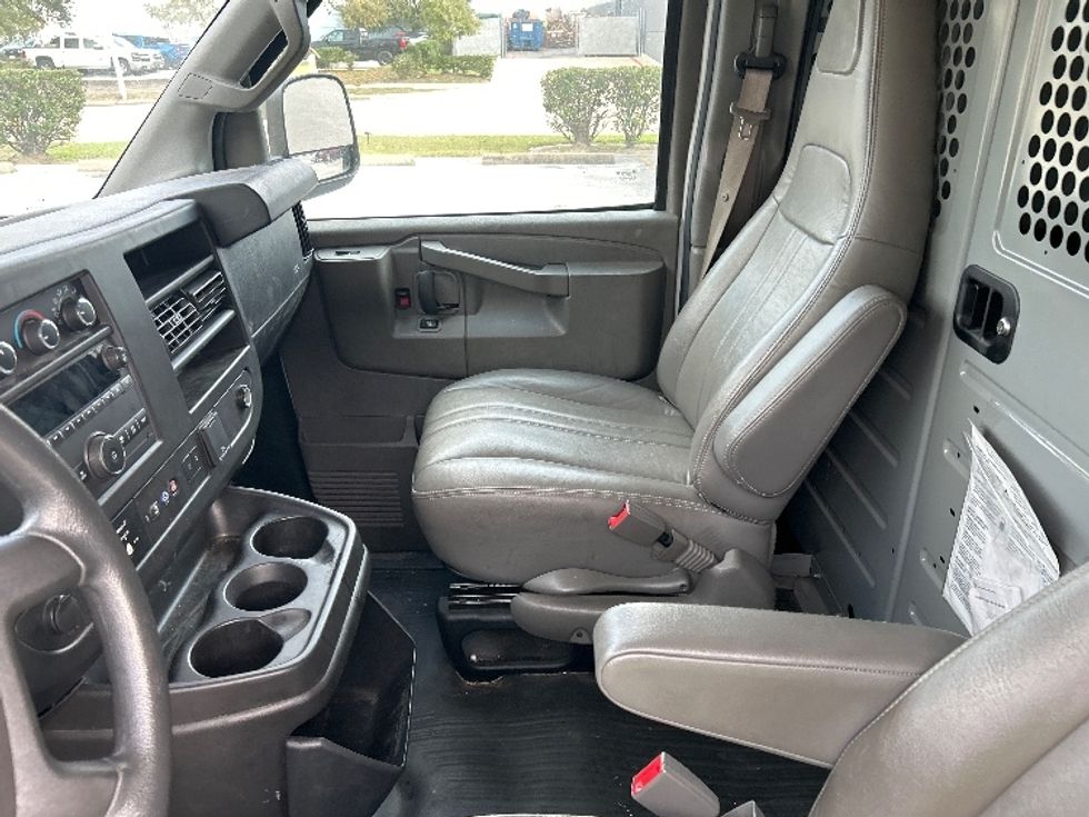 Cargo Van (Panel Van)-Light and Medium Duty Trucks-GMC-2020-Savana G23705-Katy-TX-77,076\n\t\tmiles-$ 28,500 - Image 18