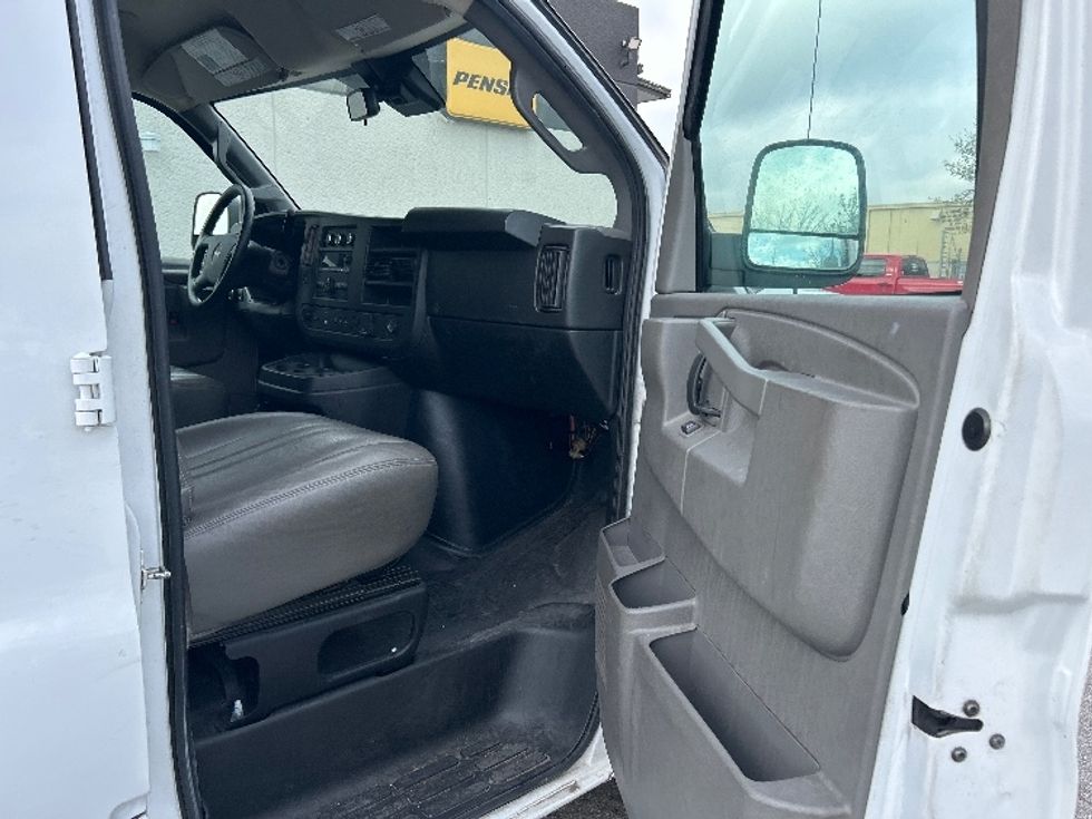Cargo Van (Panel Van)-Light and Medium Duty Trucks-GMC-2020-Savana G23705-Katy-TX-77,076\n\t\tmiles-$ 28,500 - Image 19