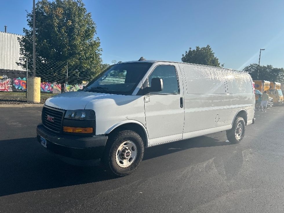 Cargo Van (Panel Van)-Light and Medium Duty Trucks-GMC-2020-Savana G23705-Montgomery-NY-128,323\n\t\tmiles-$ 21,250 - Image 3