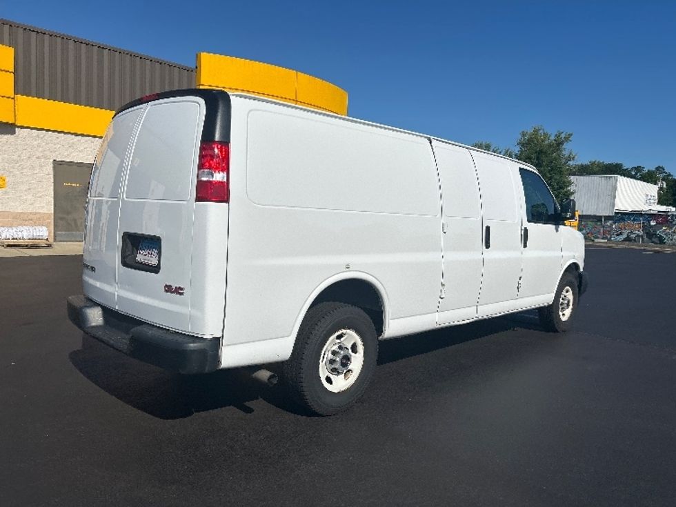 Cargo Van (Panel Van)-Light and Medium Duty Trucks-GMC-2020-Savana G23705-Montgomery-NY-77,379\n\t\tmiles-$ 27,750 - Image 11