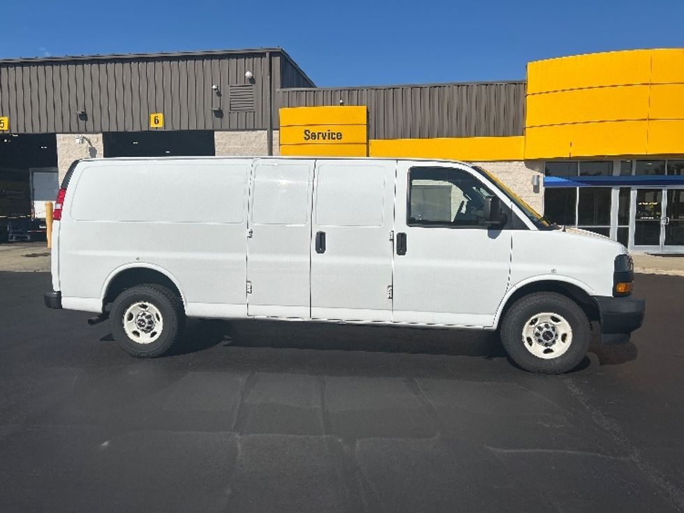 Cargo Van (Panel Van)-Light and Medium Duty Trucks-GMC-2020-Savana G23705-Montgomery-NY-77,379\n\t\tmiles-$ 27,750 - Image 13