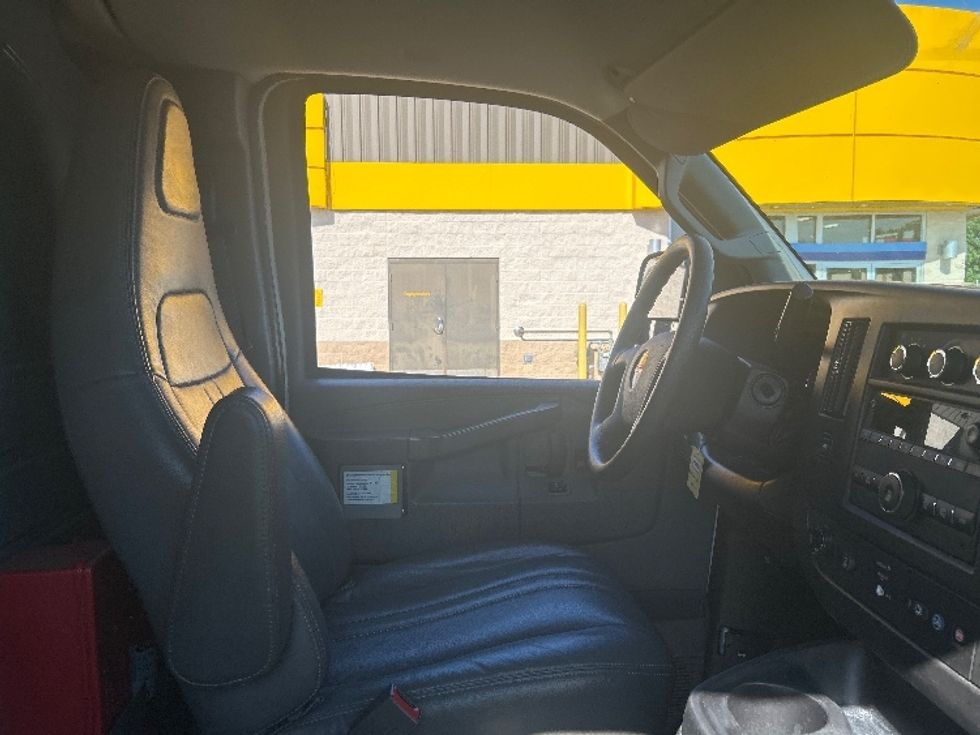 Cargo Van (Panel Van)-Light and Medium Duty Trucks-GMC-2020-Savana G23705-Montgomery-NY-77,379\n\t\tmiles-$ 27,750 - Image 20