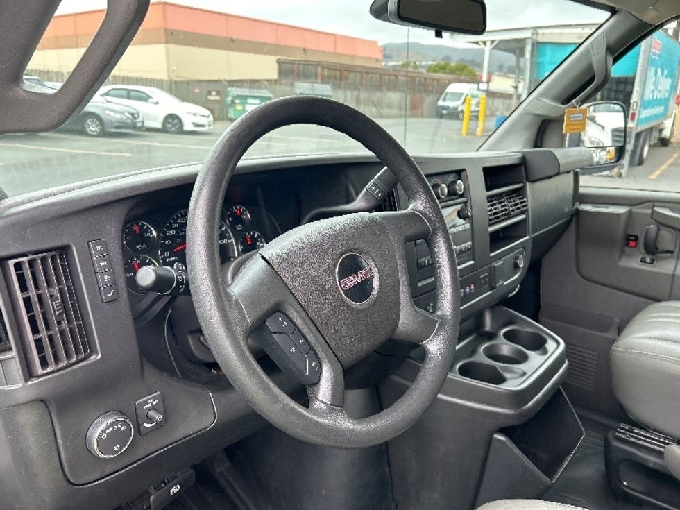 Cargo Van (Panel Van)-Light and Medium Duty Trucks-GMC-2020-Savana G23705-West Sacramento-CA-72,141\n\t\tmiles-$ 28,750 - Image 16