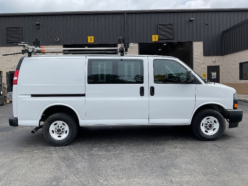 Cargo Van (Panel Van)-Light and Medium Duty Trucks-GMC-2020-Savana G33405-Hazleton-PA-47,851\n\t\tmiles-$ 28,500 - Image 11